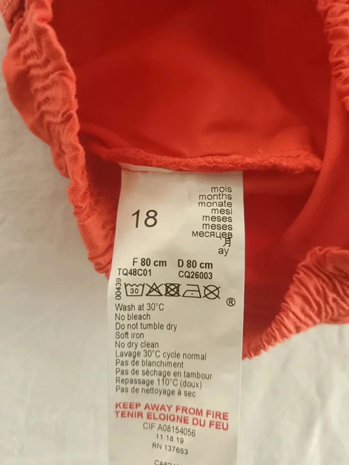 Short Catimini 18 mois neuf - photo numéro 5