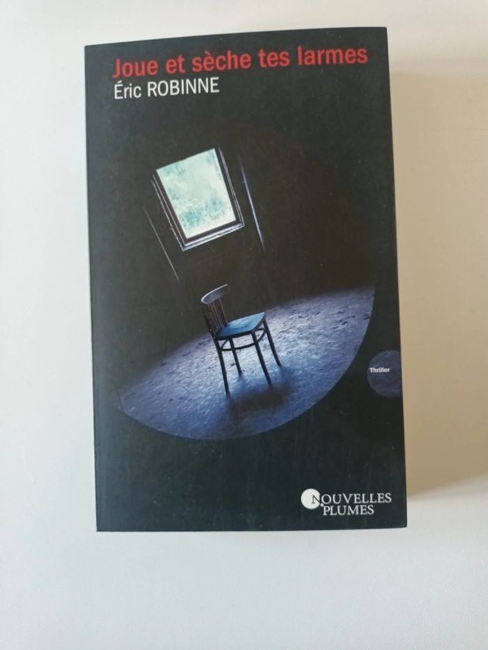 Joue et sèche tes larmes