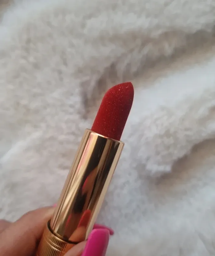 Rouge à lèvres Lunaison goldie red Gucci Beauty - photo numéro 5