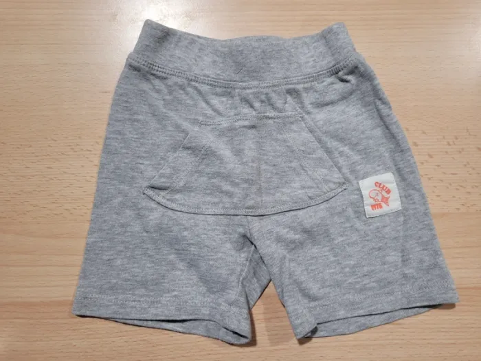 5 shorts - photo numéro 2