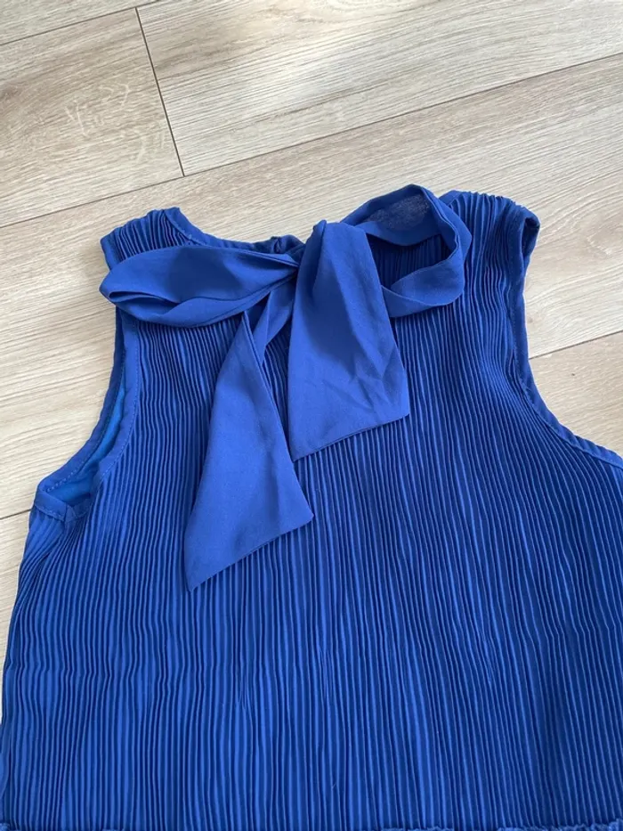 Haut bleu roi - photo numéro 5