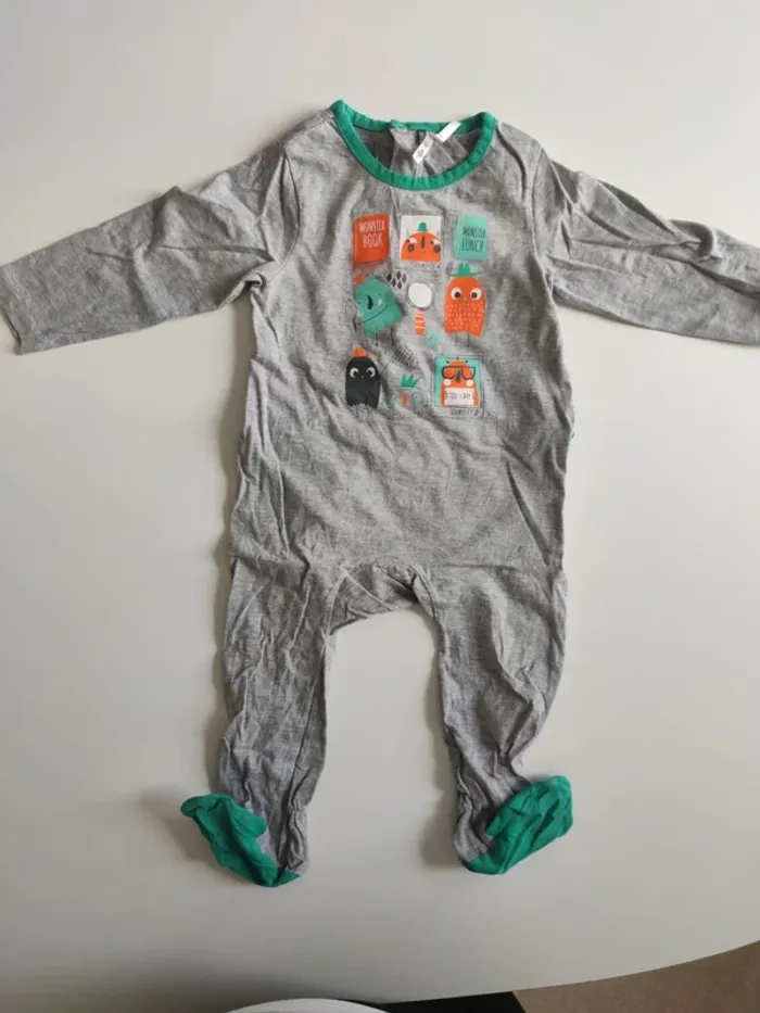 Pyjama 18 mois - photo numéro 2