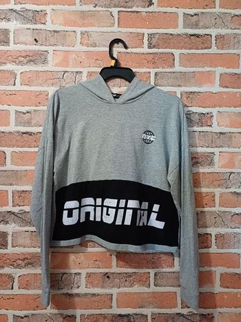 pull a capuche fille taille M