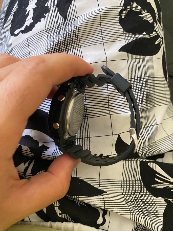 Montre G Shock noire rouge - photo numéro 4