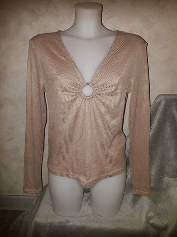 tee shirt beige H&M taille 40/42