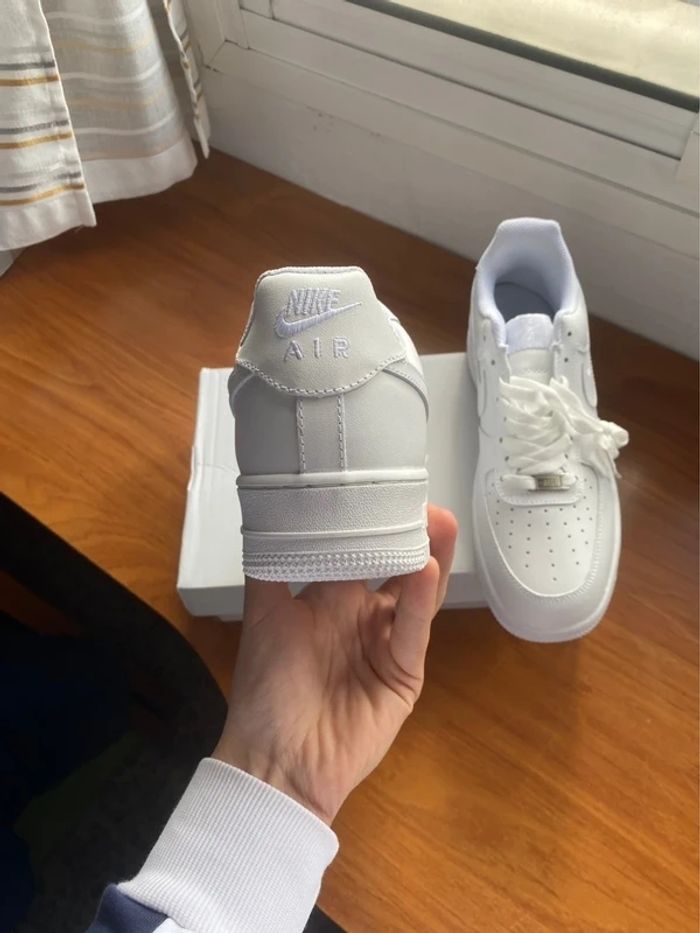 Nike Air Force 1 Low '07 White 44.5 - photo numéro 4