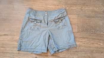 Short été kaki camaïeu T 40