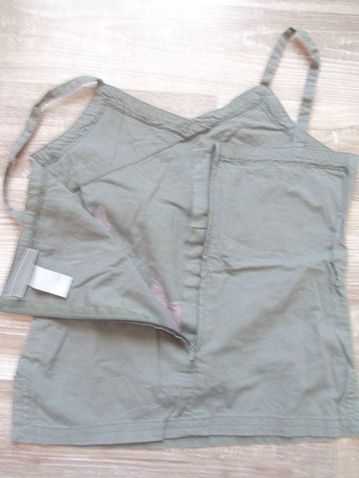 Top H&M kaki papillons 122 cm - photo numéro 4