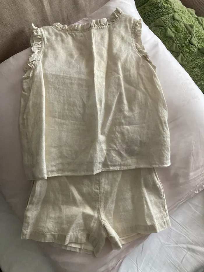 Bonpoint 🍒 haut + short en lin beige doré 8 ans - photo numéro 3