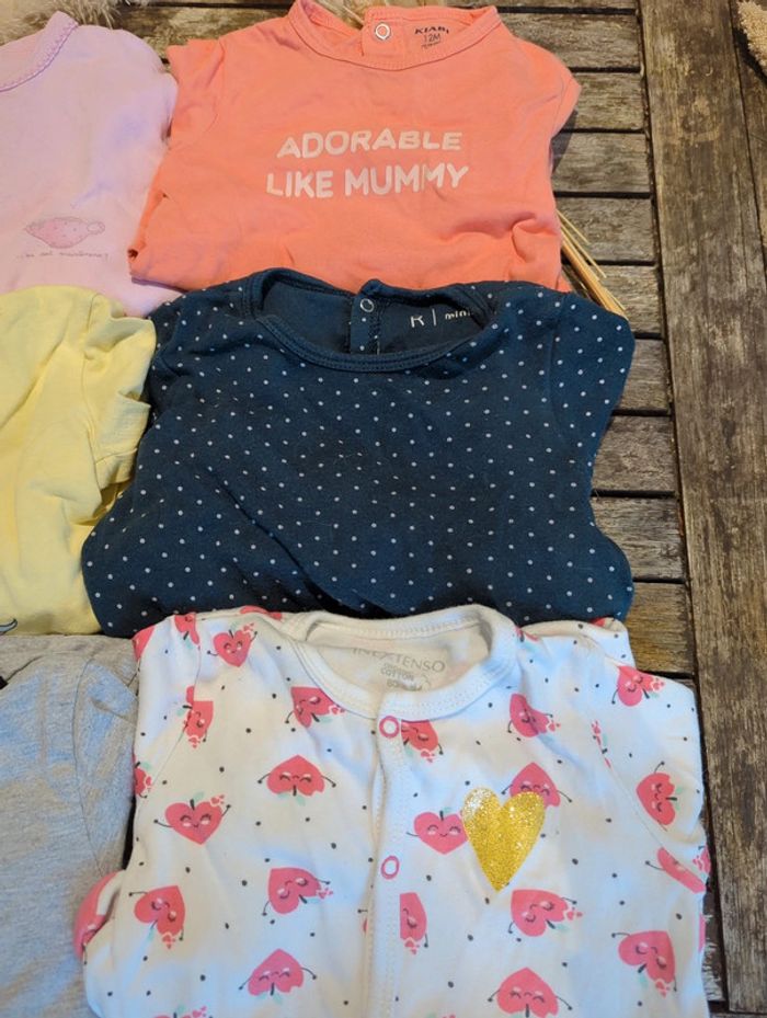Lot de six pyjamas 12 mois - photo numéro 2