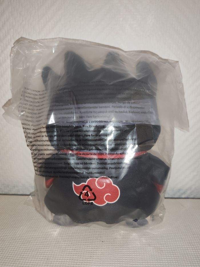 Peluche Naruto Shippuden & Hello Kitty Badtz Maru Itachi 20 CM. - photo numéro 3