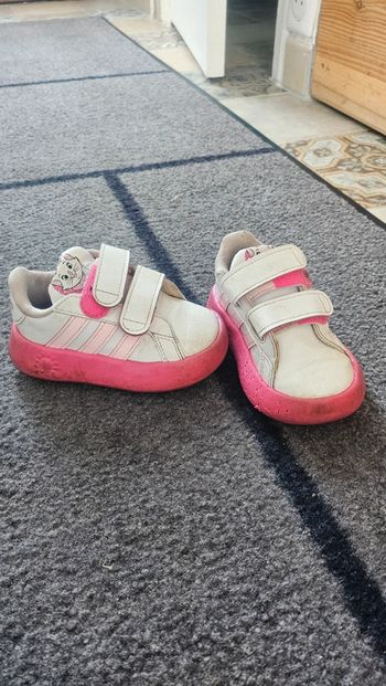 Basket adidas marie aristochats