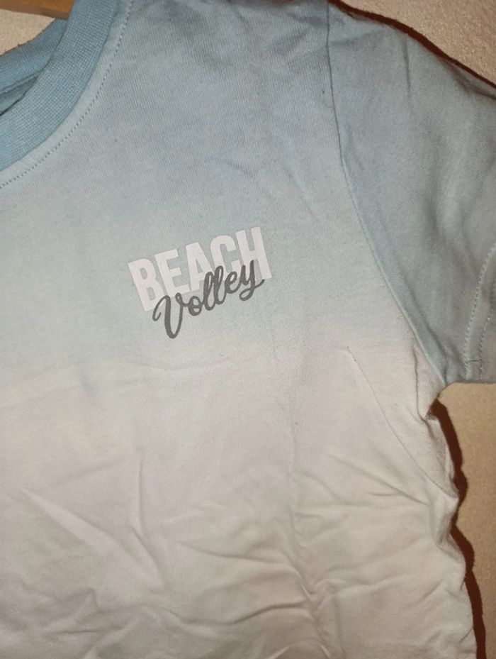 Tee shirt manches courtes taille 3/4 ans en très bon état - photo numéro 5