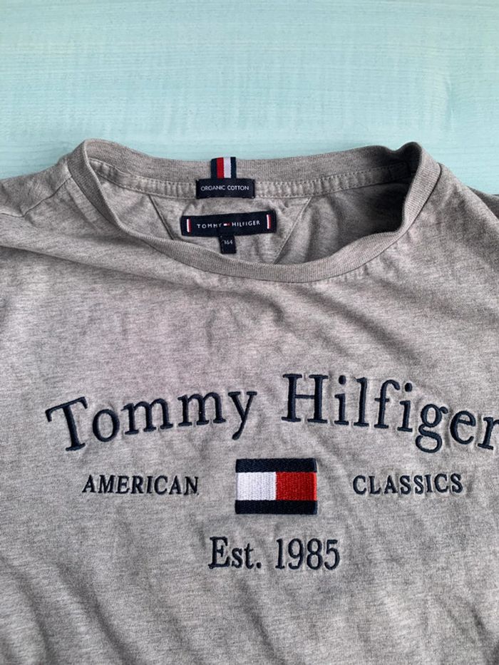 T shirt gris tommy hilfiger 14 ans - photo numéro 3