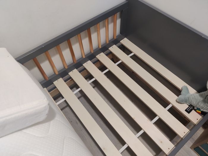 Lit évolutif maternelle gris avec barrière Homifab + matelas + alèse 70x140 - photo numéro 5