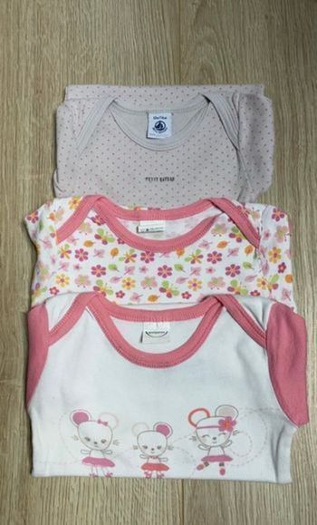 Lot 3 bodies 12 mois