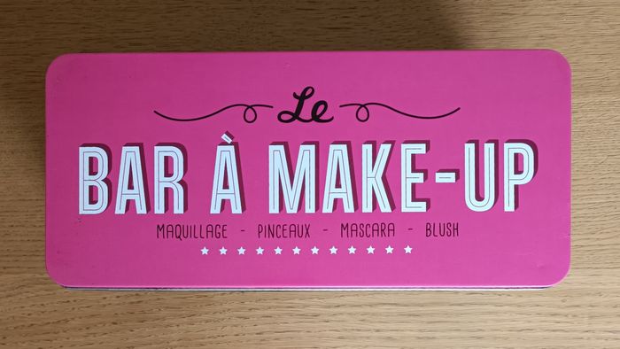 Boîte de rangement "La Boîte À" maquillage métal - photo numéro 2