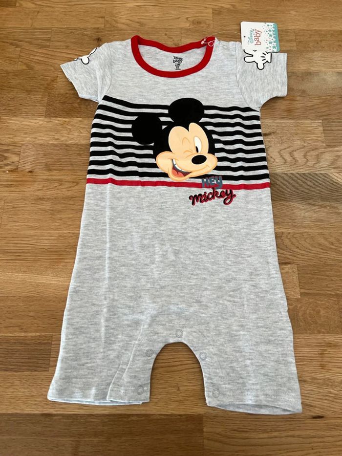 combinaison mickey disney