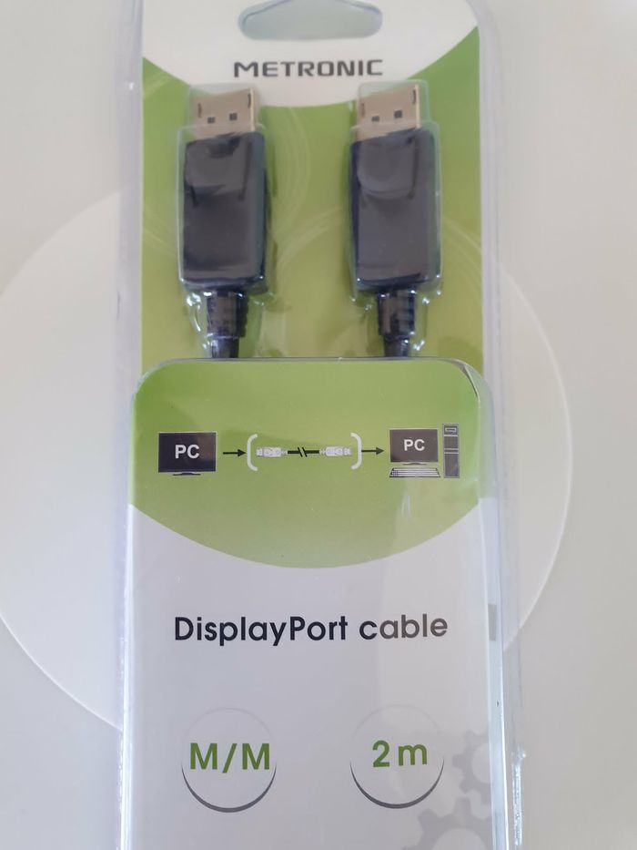 Display Port Câble - photo numéro 3