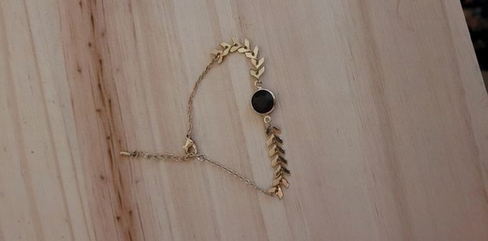 Bracelet noir et doré