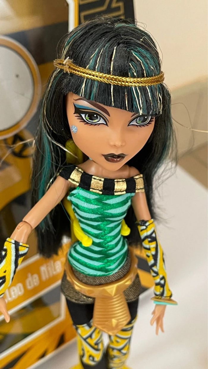 Poupée Monster High rare Cléo de Nile série School’s Out 2011 - photo numéro 3