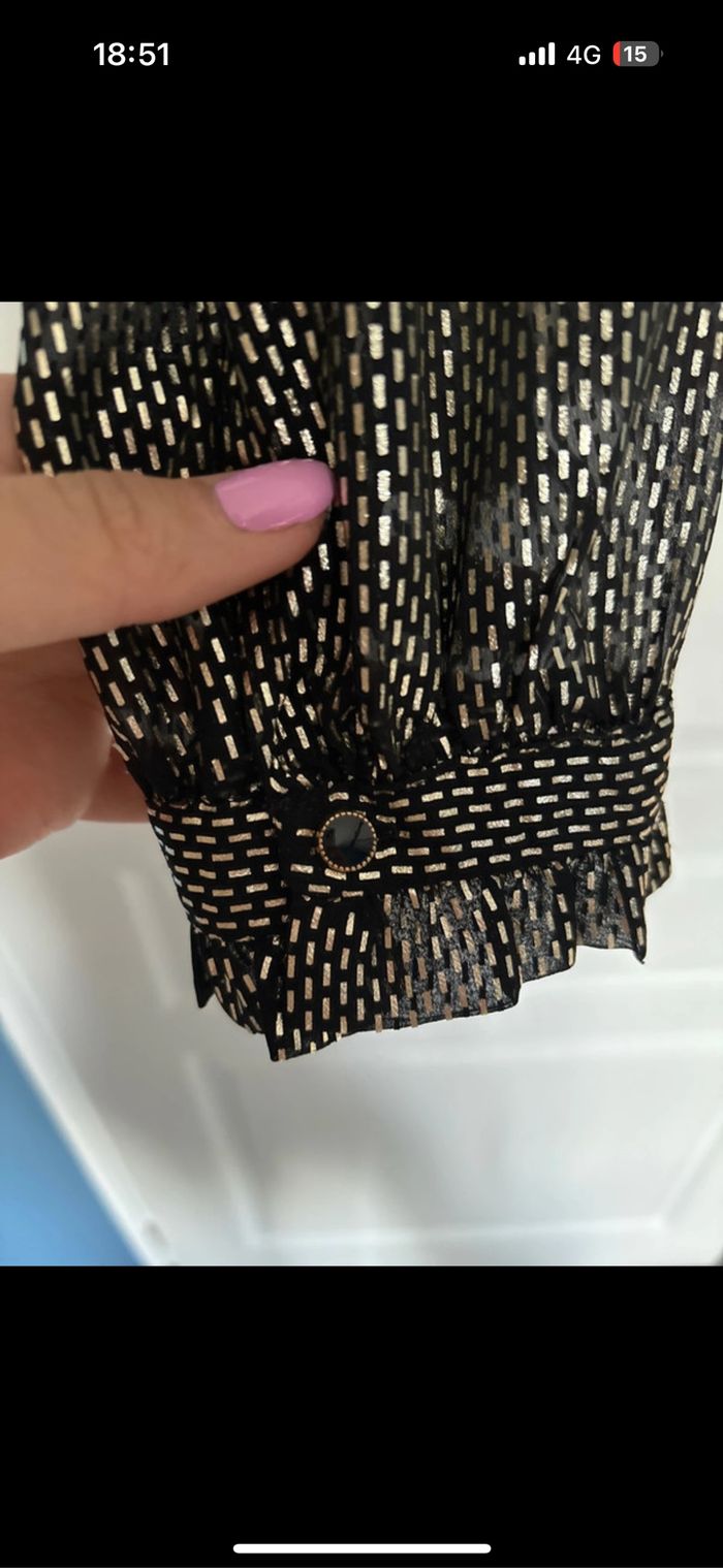 Blouse noire et dorée - photo numéro 5