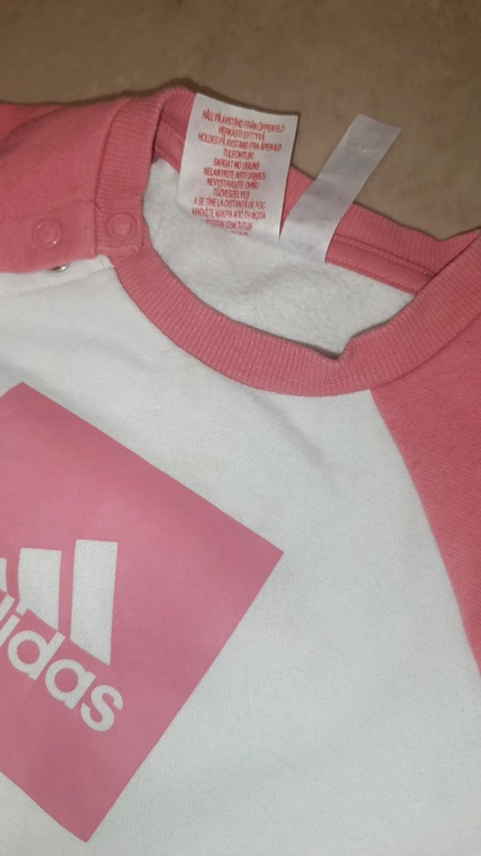 Ensemble jogging adidas taille 12-18 mois - photo numéro 3