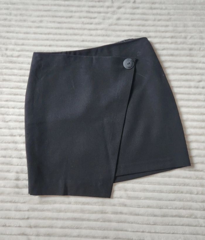 Jupe courte noire Grain de Malice – Taille 36 – Chic et basique