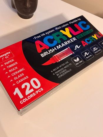 120 marker brush acrylique Guangna sous blister