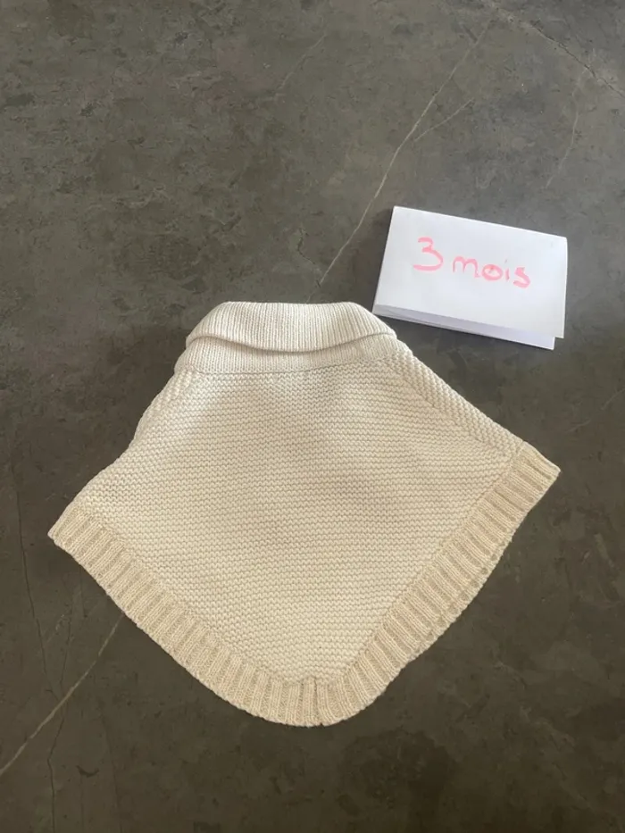 Petit poncho - photo numéro 2