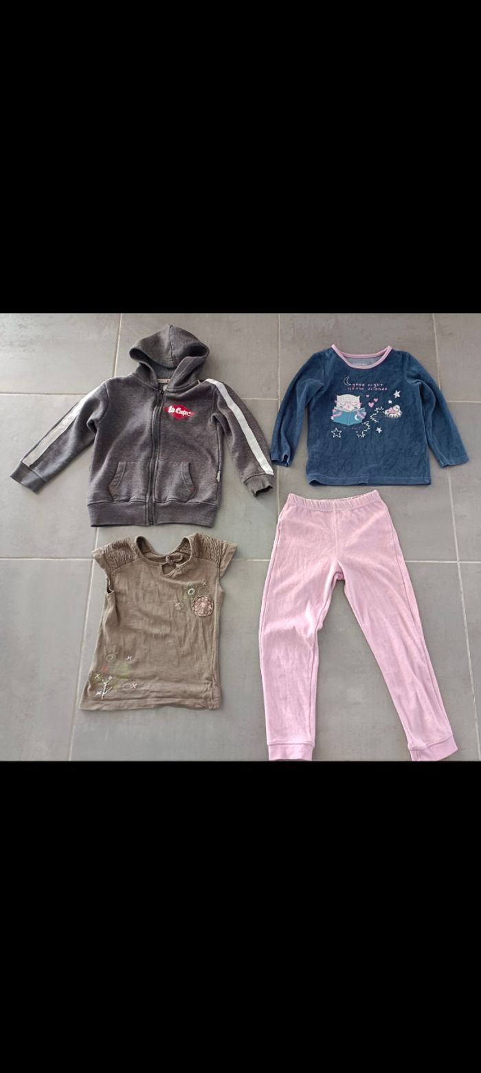 Lot de vêtements fille en 6 ans