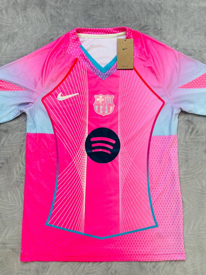 Maillot concept foot Barça rose taille S