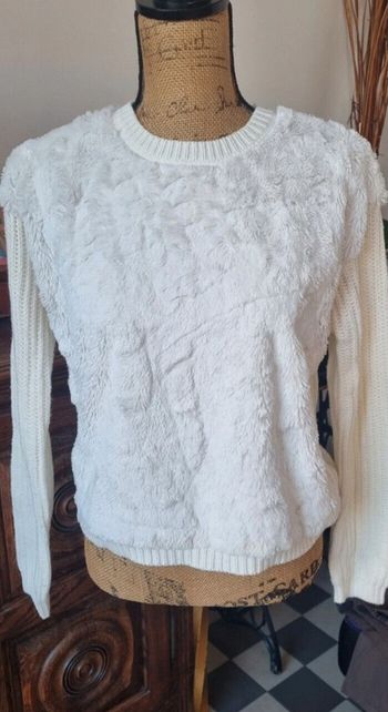 Pull blanc Bershka