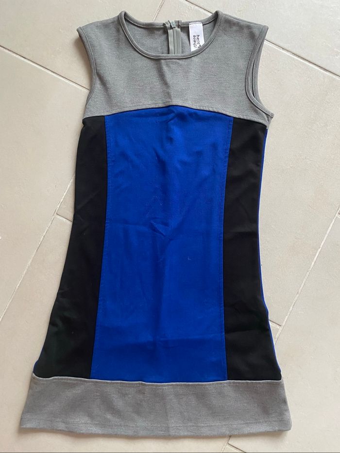 Robe courte