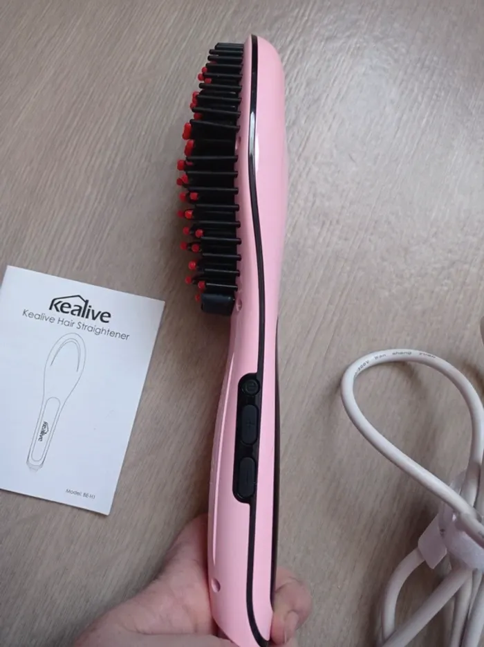 Brosse chauffante a lisser rose - photo numéro 3