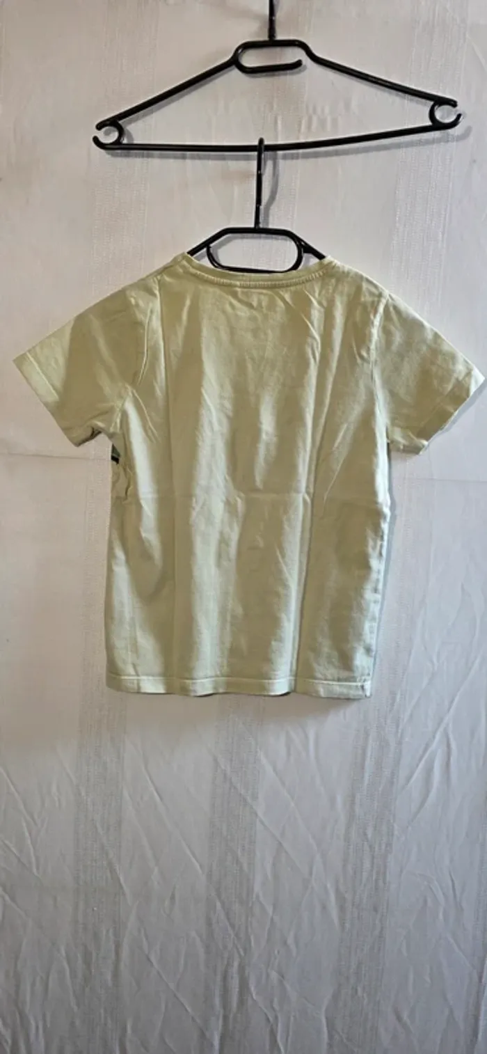 Tee-shirt 10ans neuf - photo numéro 3