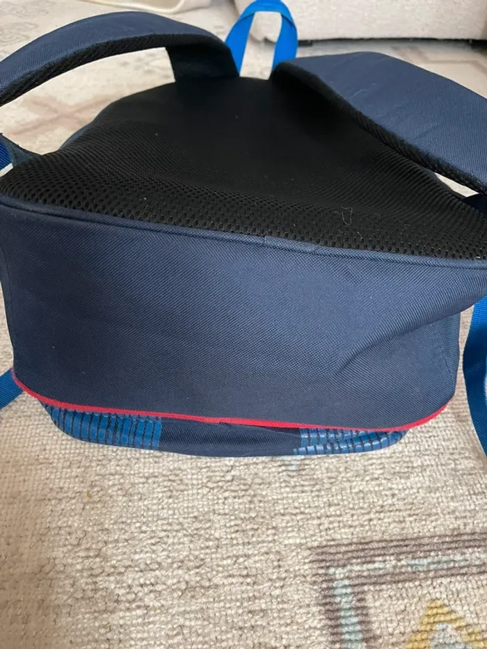 Sac à dos + trousse - photo numéro 4