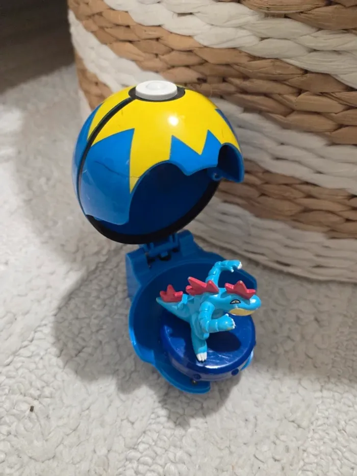 Toupie pokemon - photo numéro 2