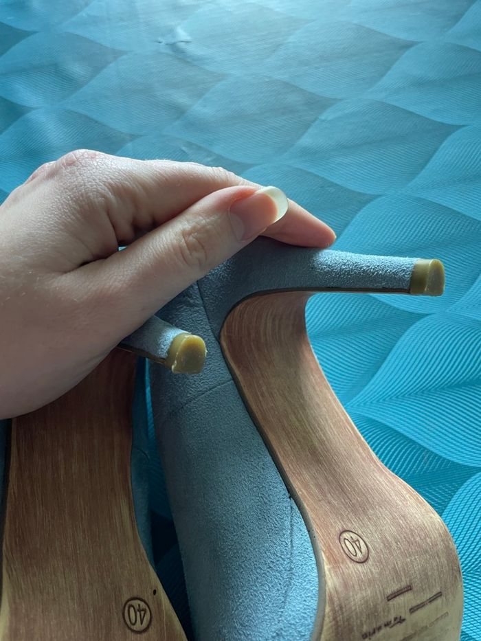 Escarpin bleu - photo numéro 2