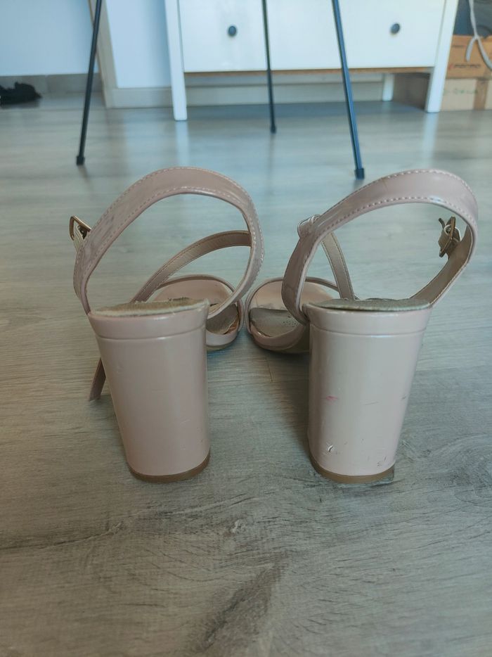 Chaussures talons - photo numéro 4