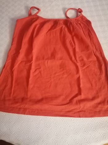 Beau débardeur comme neuf couleurs rouge orangé bretelle réglable