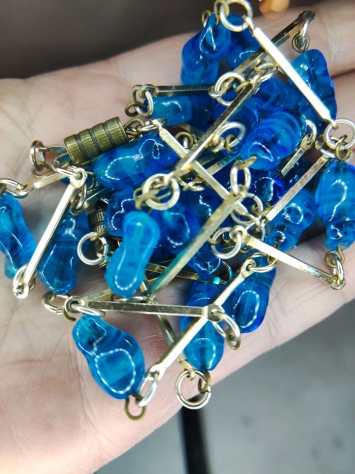 Sautoir 70 cm perles en verre bleues vintage - photo numéro 7