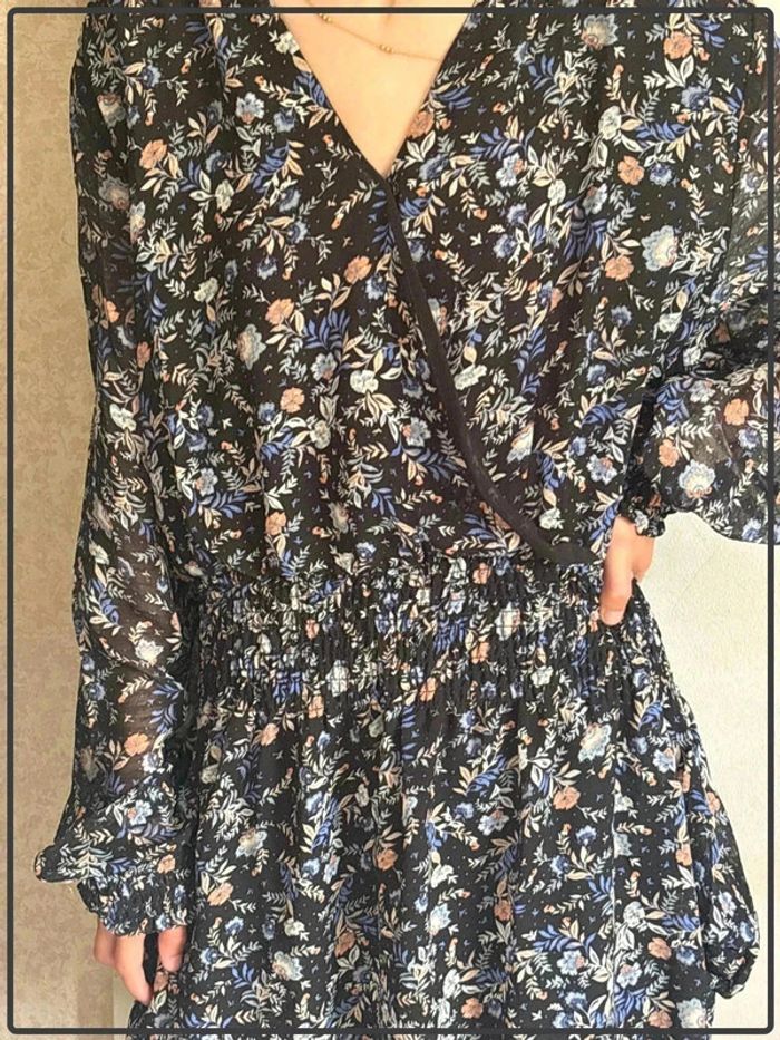 Robe fleurie taille 44 marque koroshi * - photo numéro 2