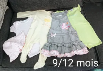 Lot vêtements fille 9/12 mois