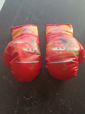 Gants de boxe cars
