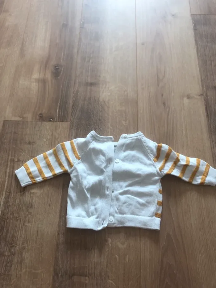 Pull 3 mois - photo numéro 2