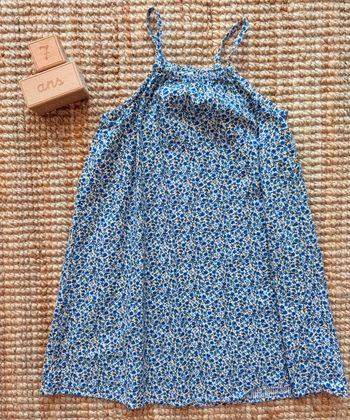 Robe H&M 7ans / 122cm