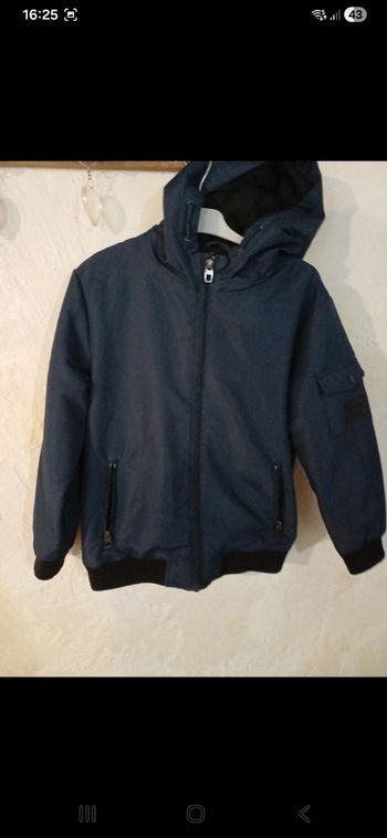 Blouson garçon taille 8 ans