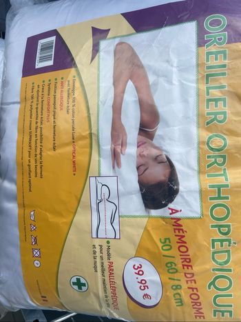 Lot de 2 oreillers orthopédiques neuf