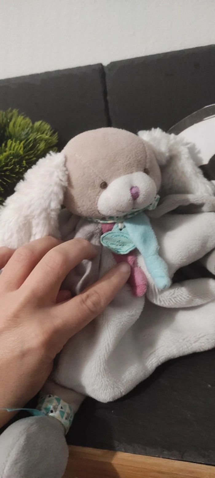 doudou et compagnie marionnette toopi dc3082 chien gris blanc bleu rose - photo numéro 3